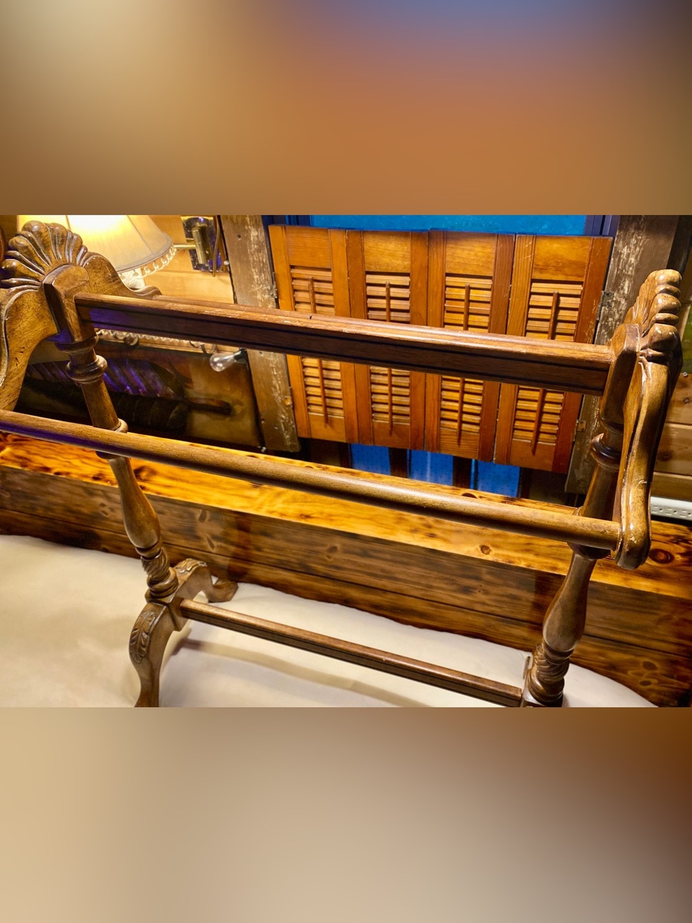 VINTAGE WOODEN QUILT RACK - Picture 3 of 10